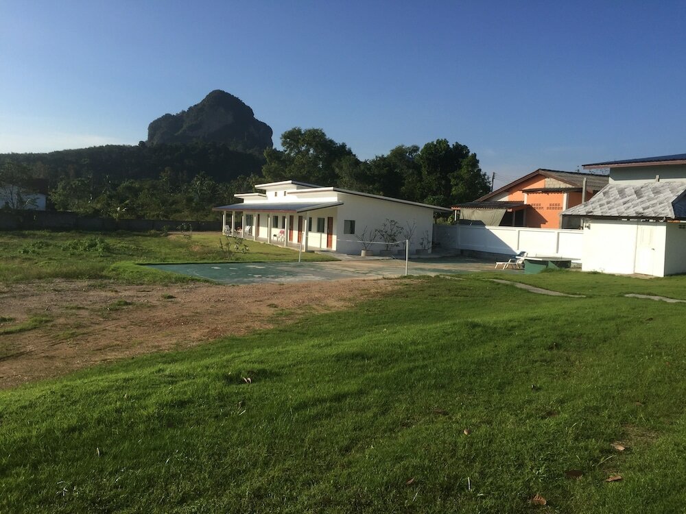 Фото Nadivana Serviced Apartments