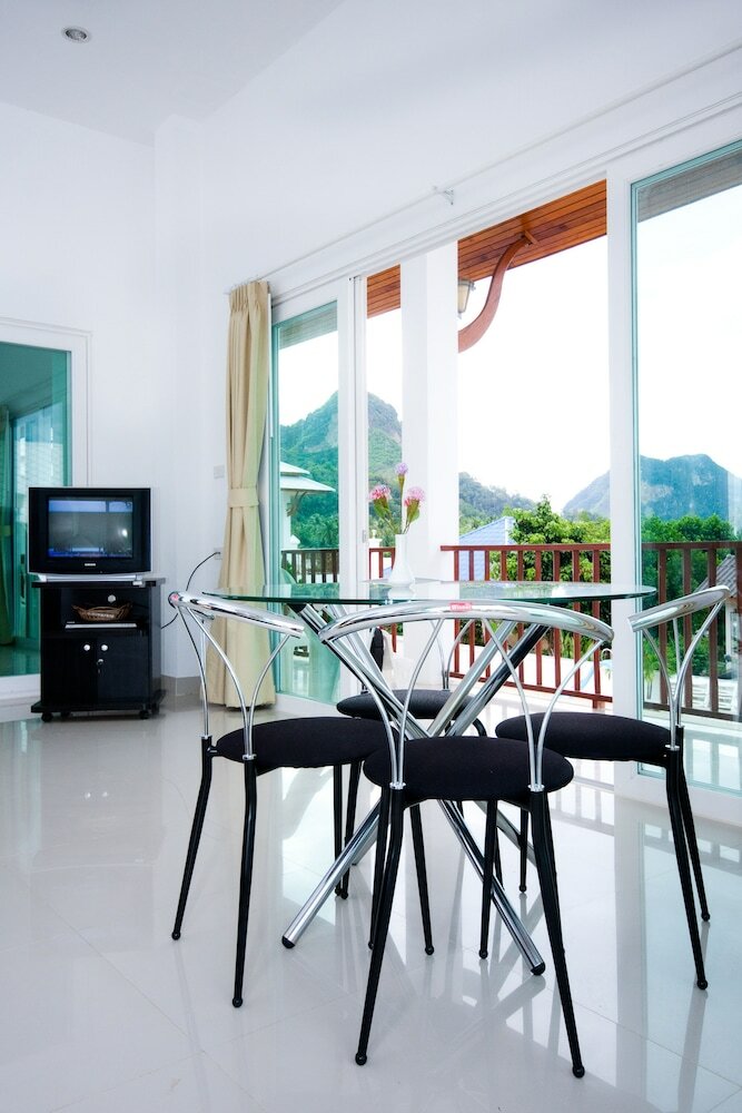 Фото Nadivana Serviced Apartments