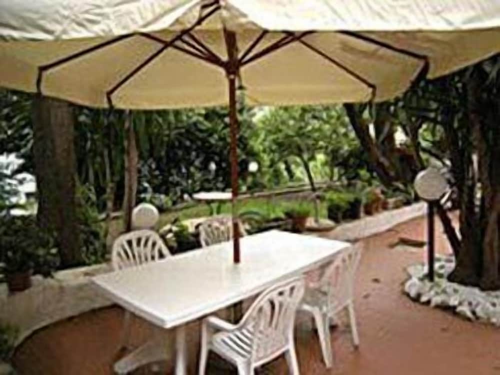 Фото Vatican Garden House