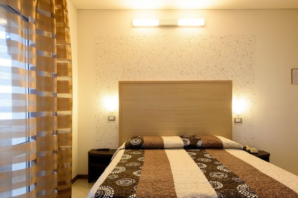 Фото Hotel Residence Villa Jolanda