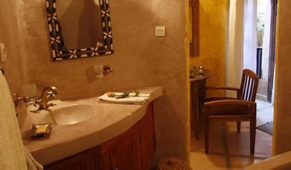 Фото Riad Azenzer