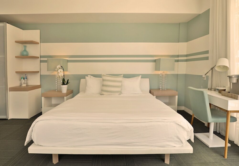 Фото The Local House