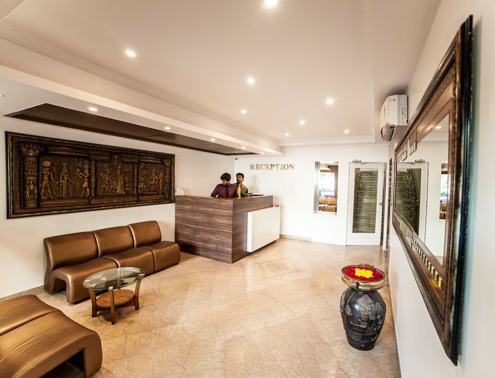 Фото отеля 2