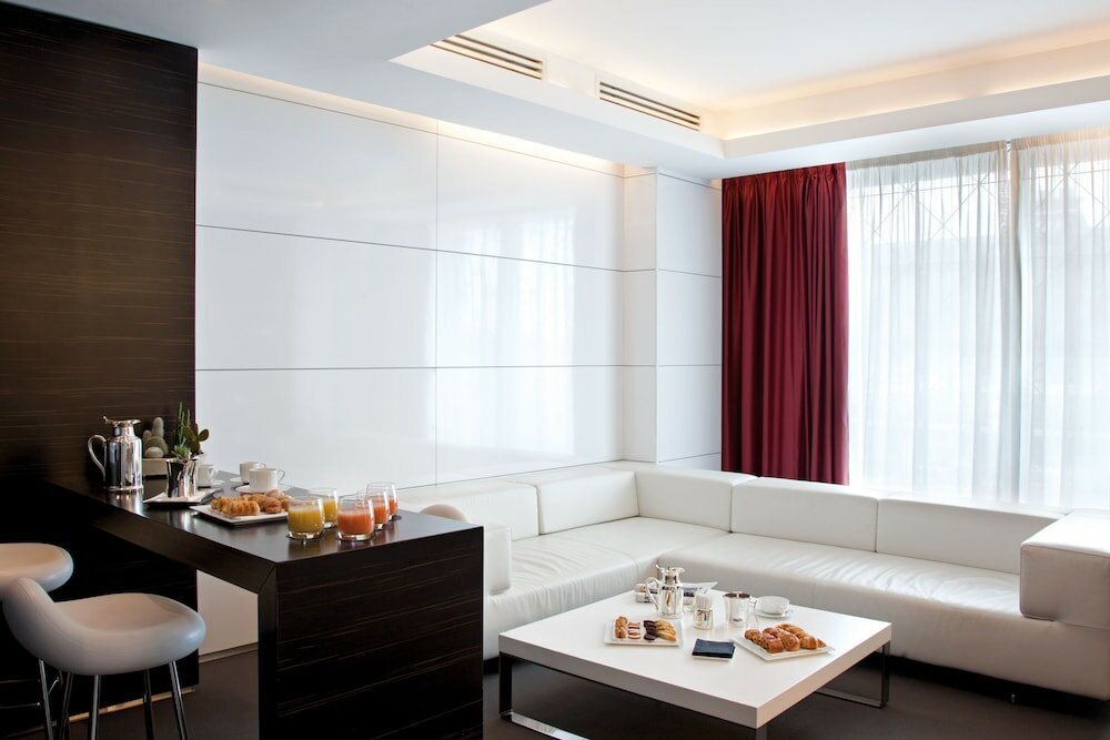 Фото Romeo Hotel