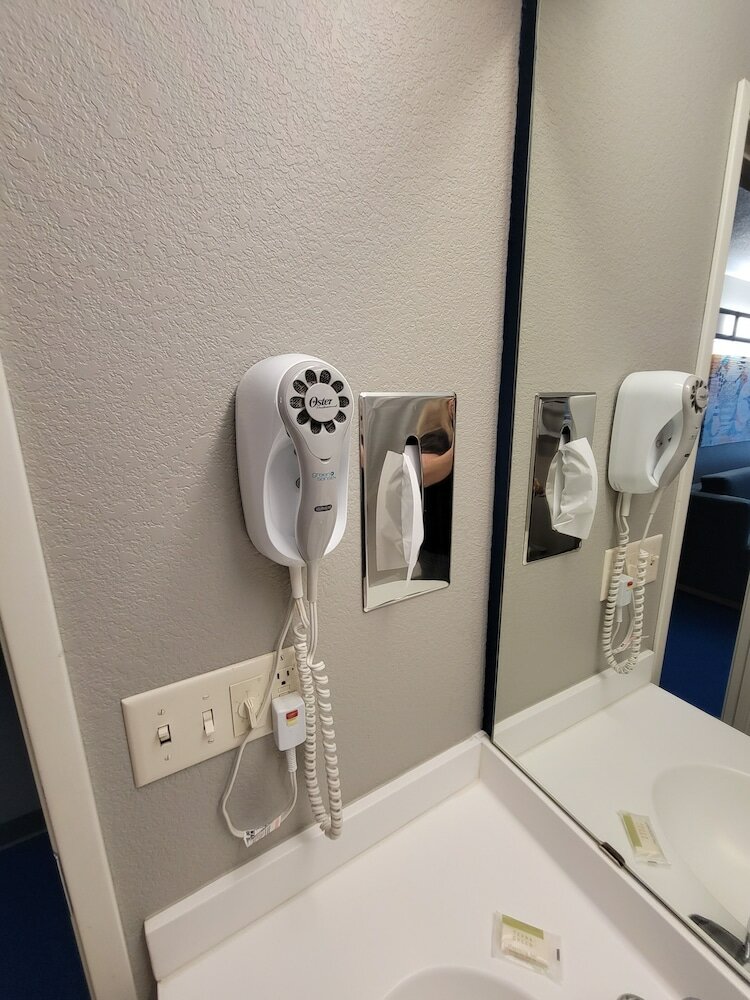 Фото Microtel Inn & Suites by Wyndham Council Bluffs/Omaha