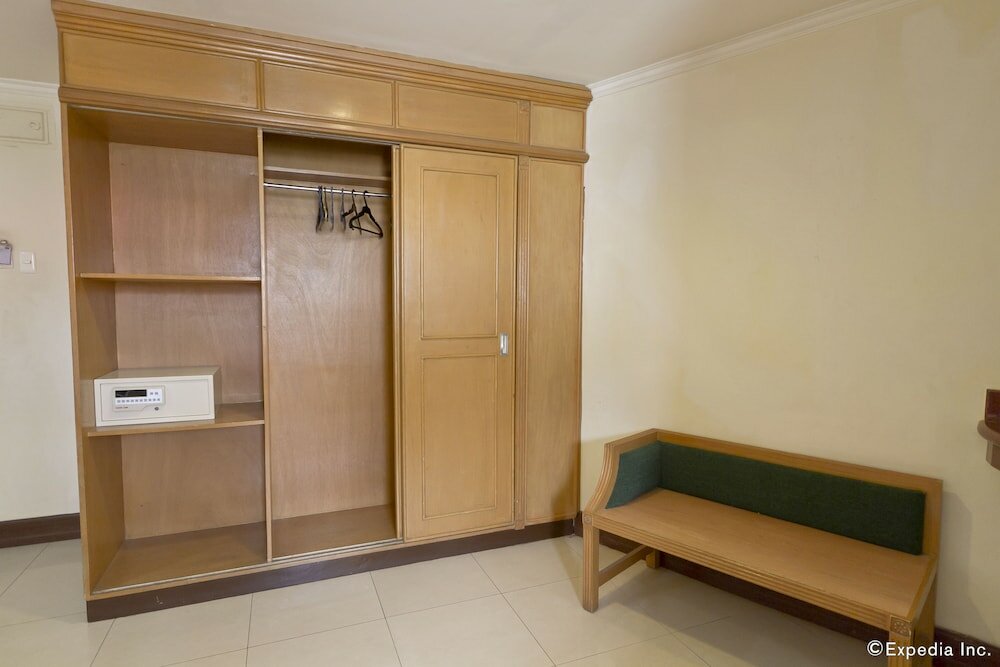 Фото Diplomat Hotel