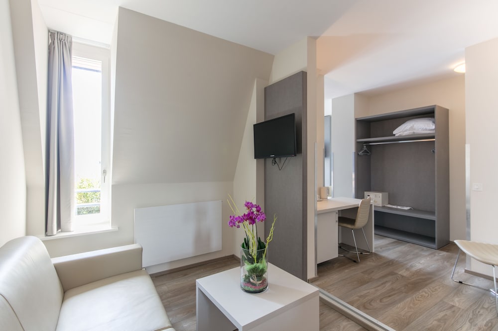 Фото Hotel Préalpina