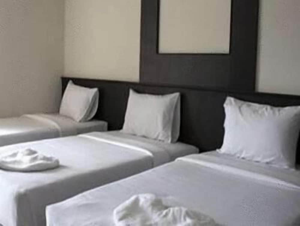 Фото The Grand Pinnacle Bangkok Airport