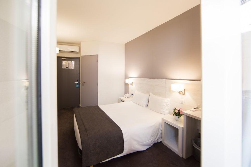 Фото Hôtel Cannes Croisette