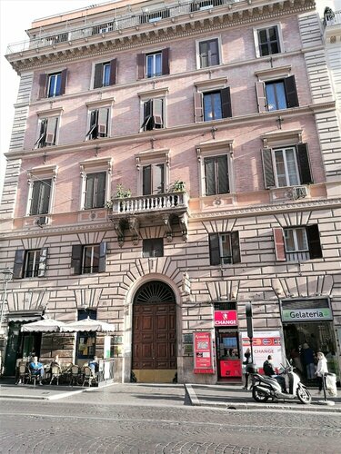 Гостиница Hotel Cortina в Риме