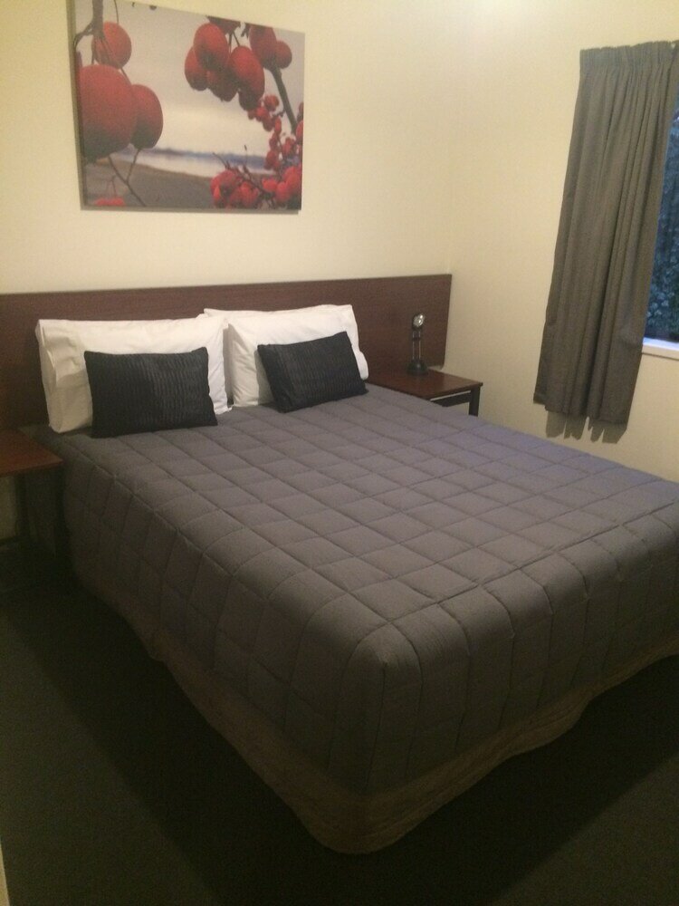 Фото Sherborne Motor Lodge