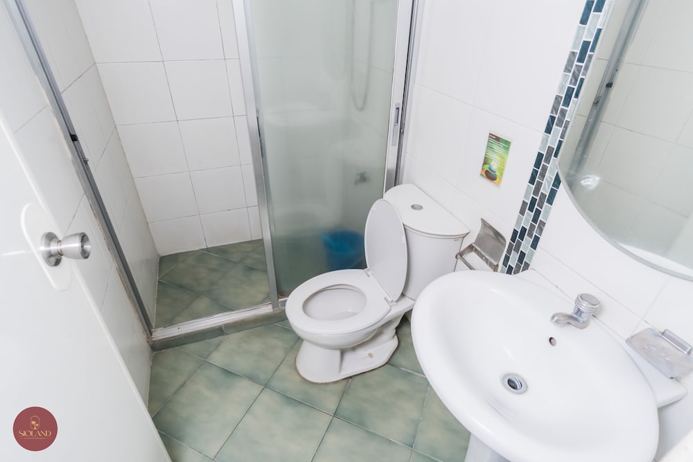 Фото Quezon Premier Hotel Lucena