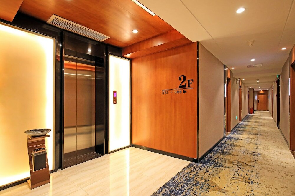 Фото Immersing Hotel Guihu Branch