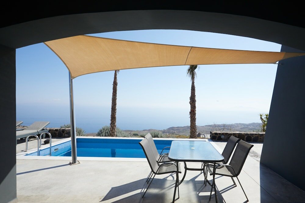 Фото Theano Cave Suites & Villas