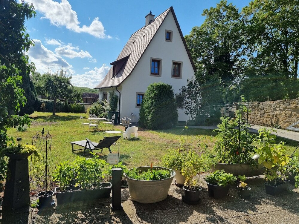 Фото Boutiquehotel Goldene Rose