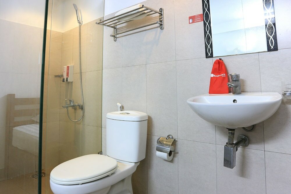 Фото RedDoorz near Gia Dinh Church