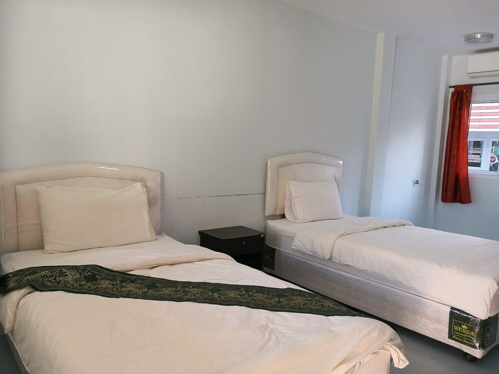 Фото Rungrod Grand Hotel