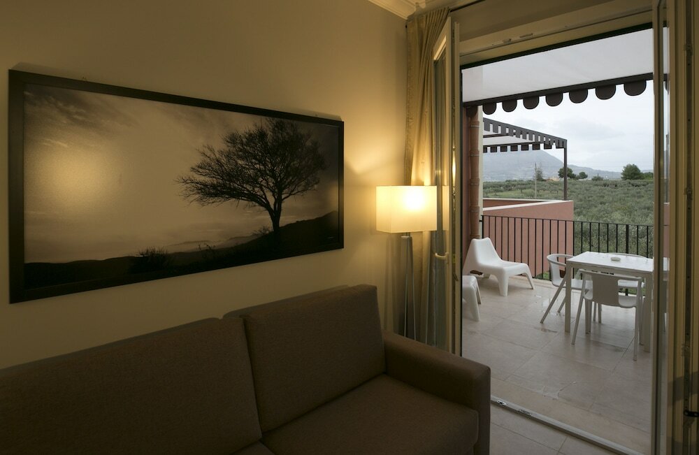 Фото Olea Court Resort