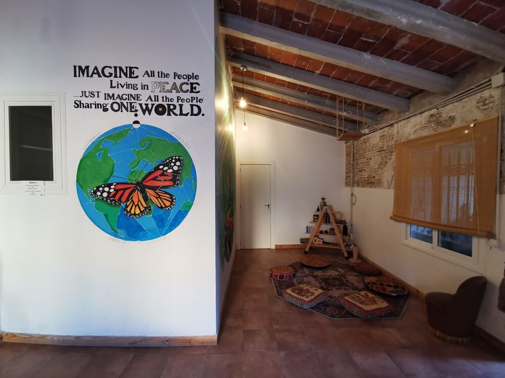 Фото Mucha Masia Hostel Rural-Urbà