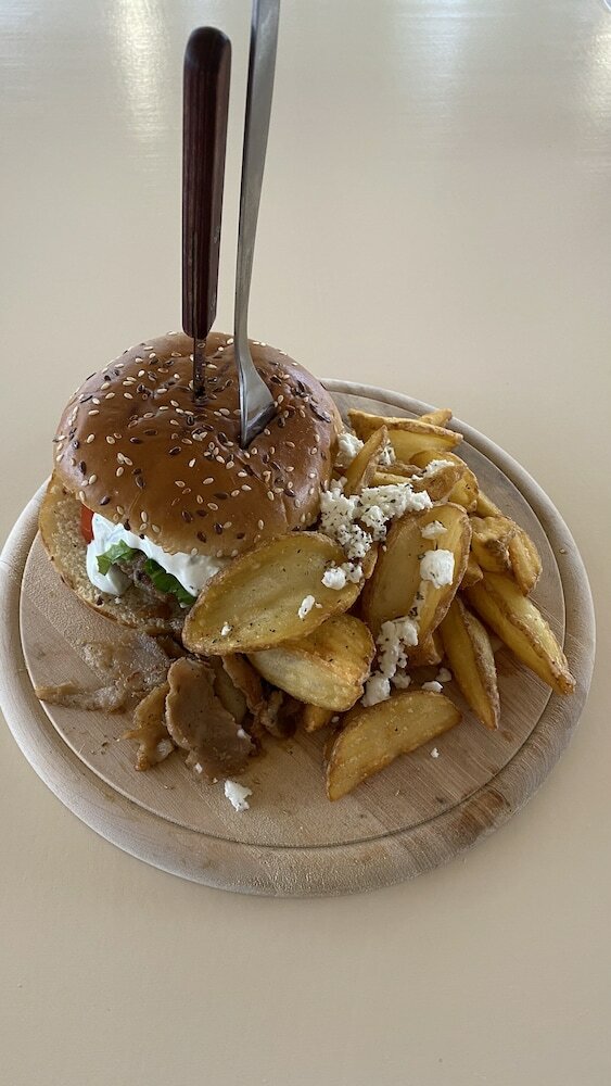 Фото Arion Stables & Apartments