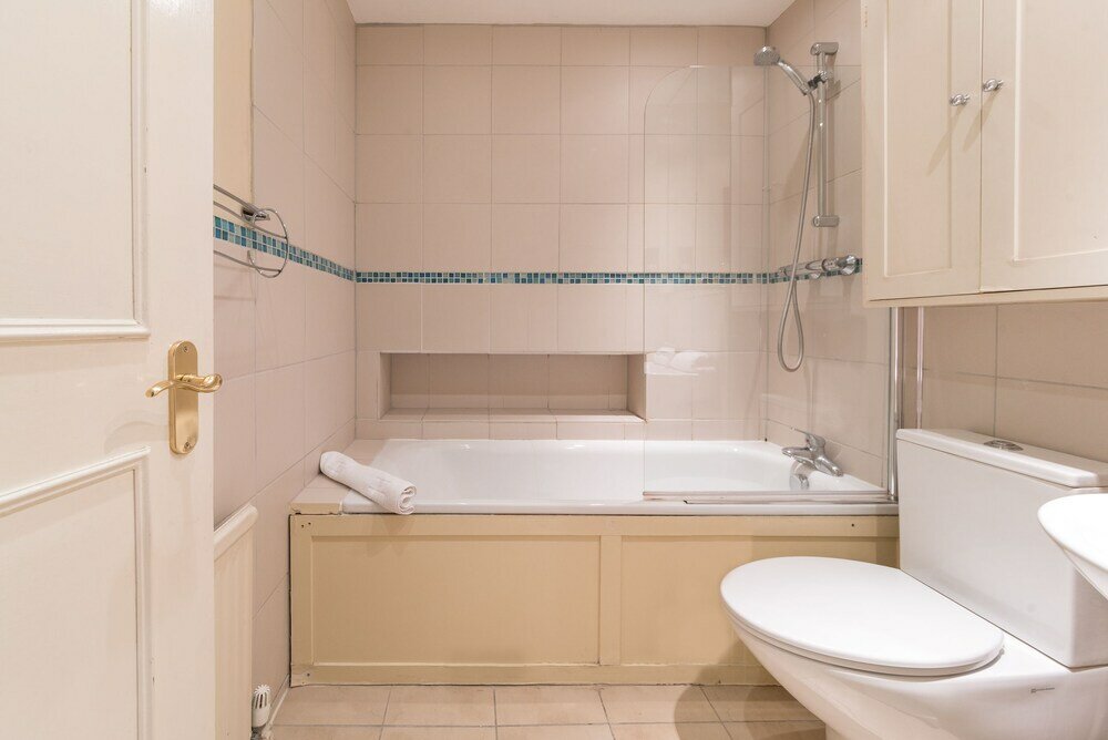 Фото A Place Like Home - 2 Bedroom Apartment in Chelsea