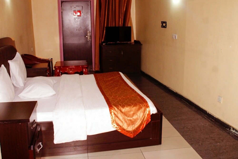 Фото Garden City Marriott Hotel