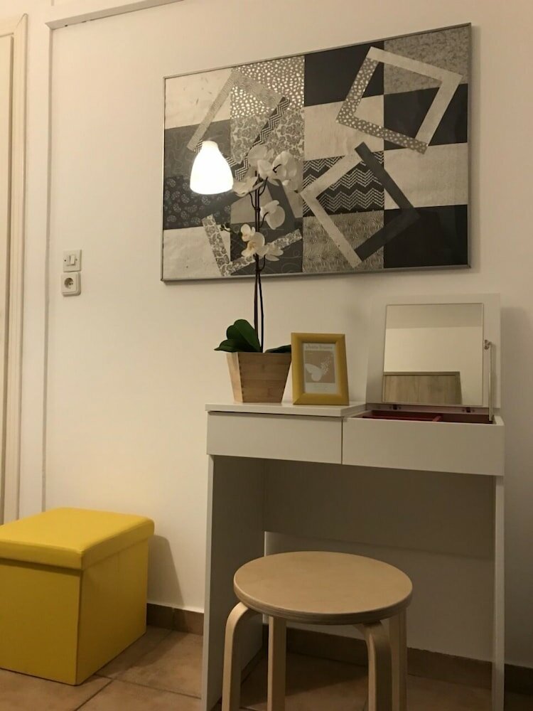 Фото Stunning sea-front maisonette