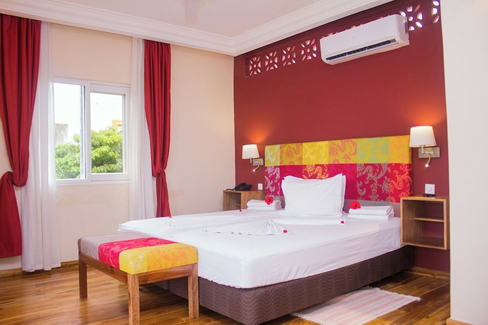 Фото Golden Hill Parker Hotel