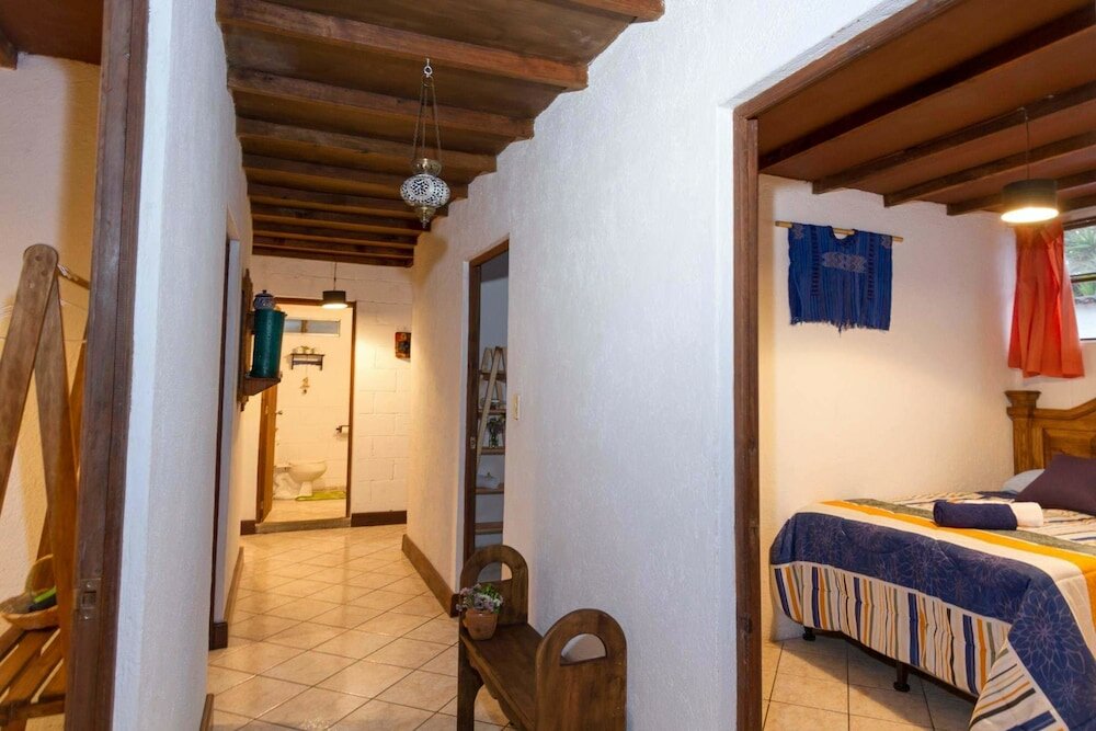 Фото Tamarindo Guest House