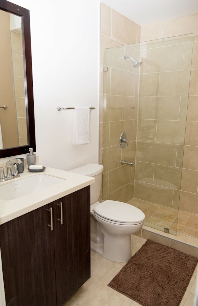 Фото The Brompton Executive Guest Apartment