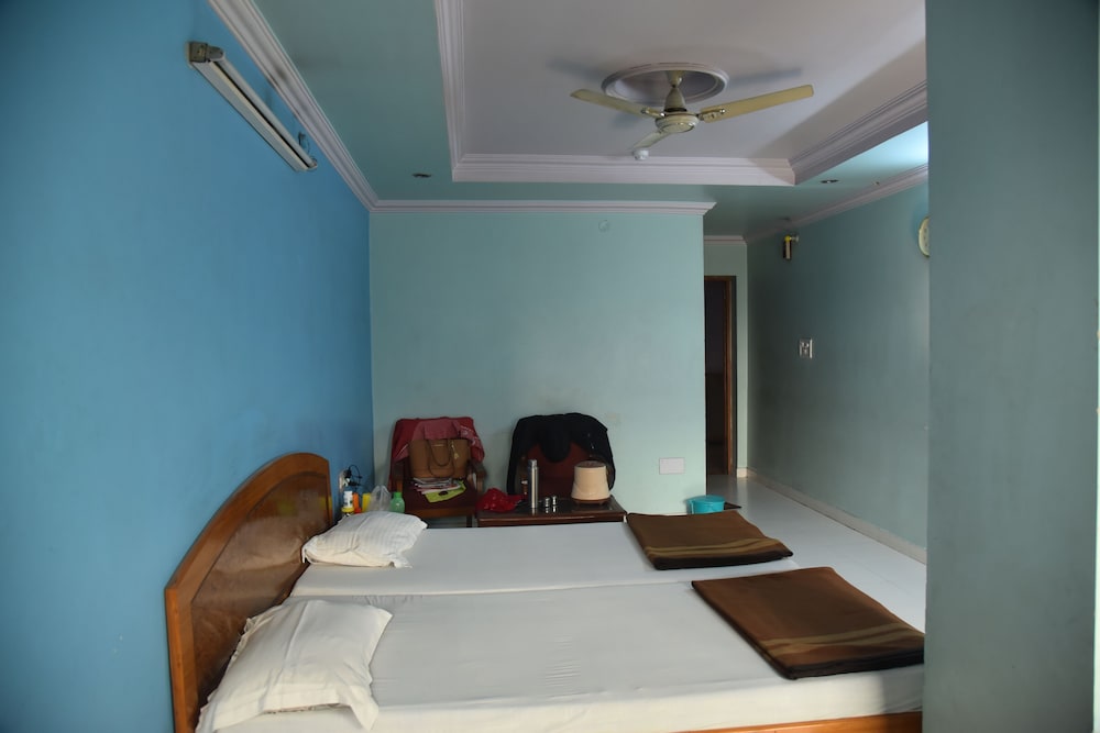 Фото Hotel Galaxy International