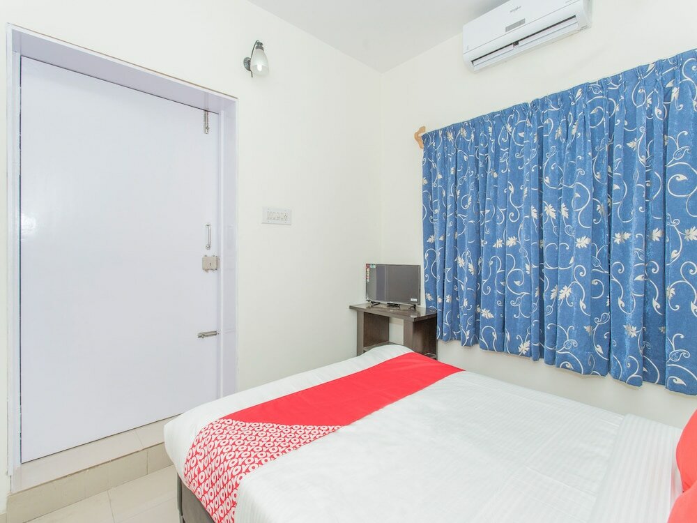 Фото Oyo 761 Hermitage Apartments