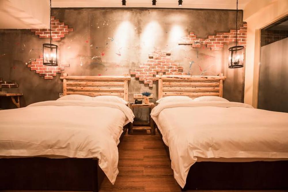 Фото Zhangjiajie Interval Time Travel Inn