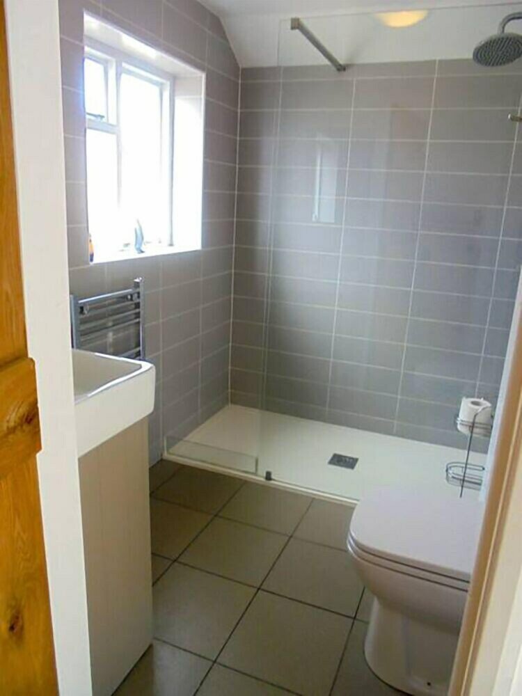 Фото Needles Cottages