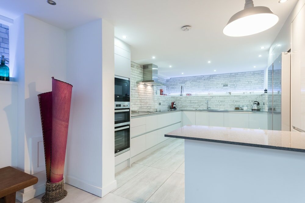 Фото The London Warehouse Apartments