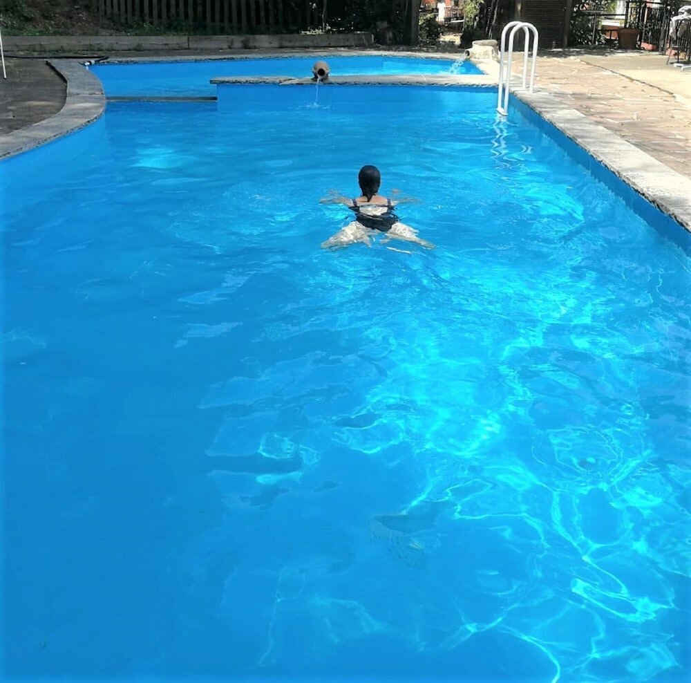 Фото Hostal Montsoliu