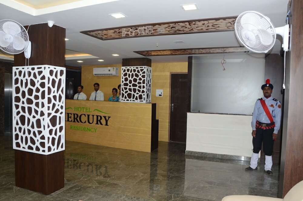 Фото Hotel Mercury Residency