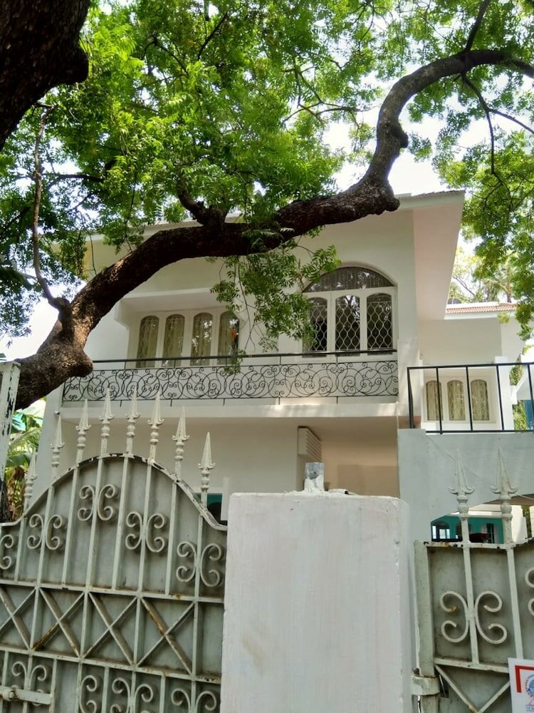 Фото Ikhaya Artisanal Boutique House