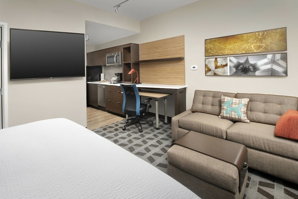 Фото TownePlace Suites by Marriott College Park