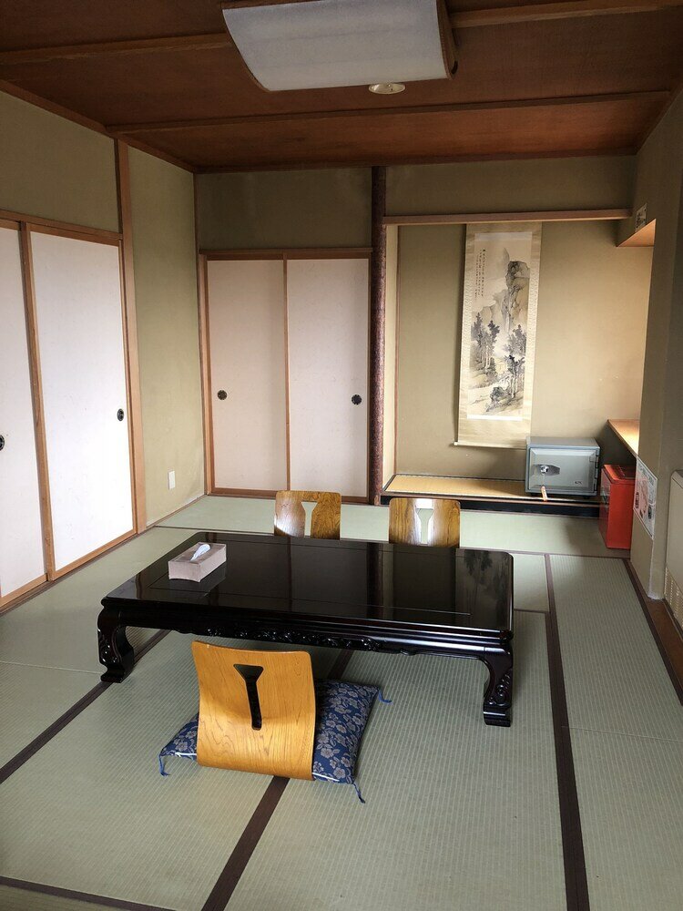 Фото Iwamuro Slow Hostel