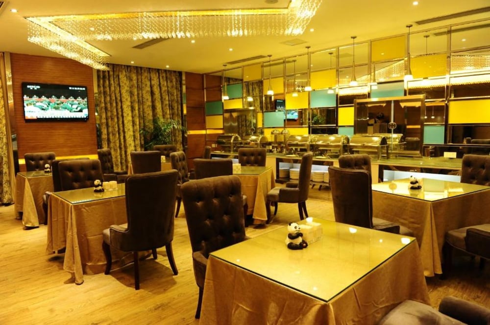 Фото Panda Prince Hotel South Railway Station Branch