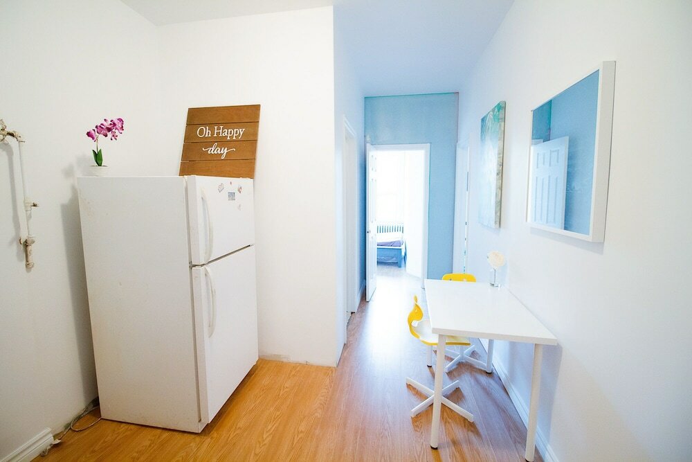 Фото 2 Bedrooma Apartment near Kensington Market - Unit 1
