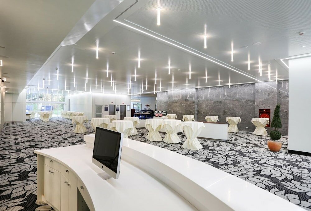 Фото La Strada Hotel