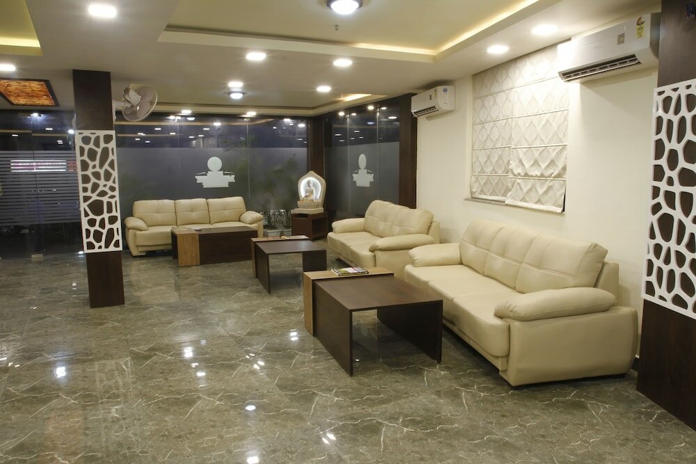 Фото Hotel Mercury Residency