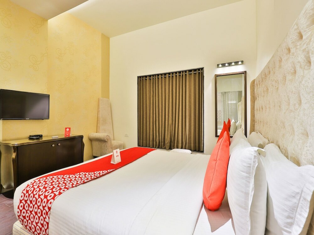 Фото Oyo 13479 Hotel Grand Nakshatra