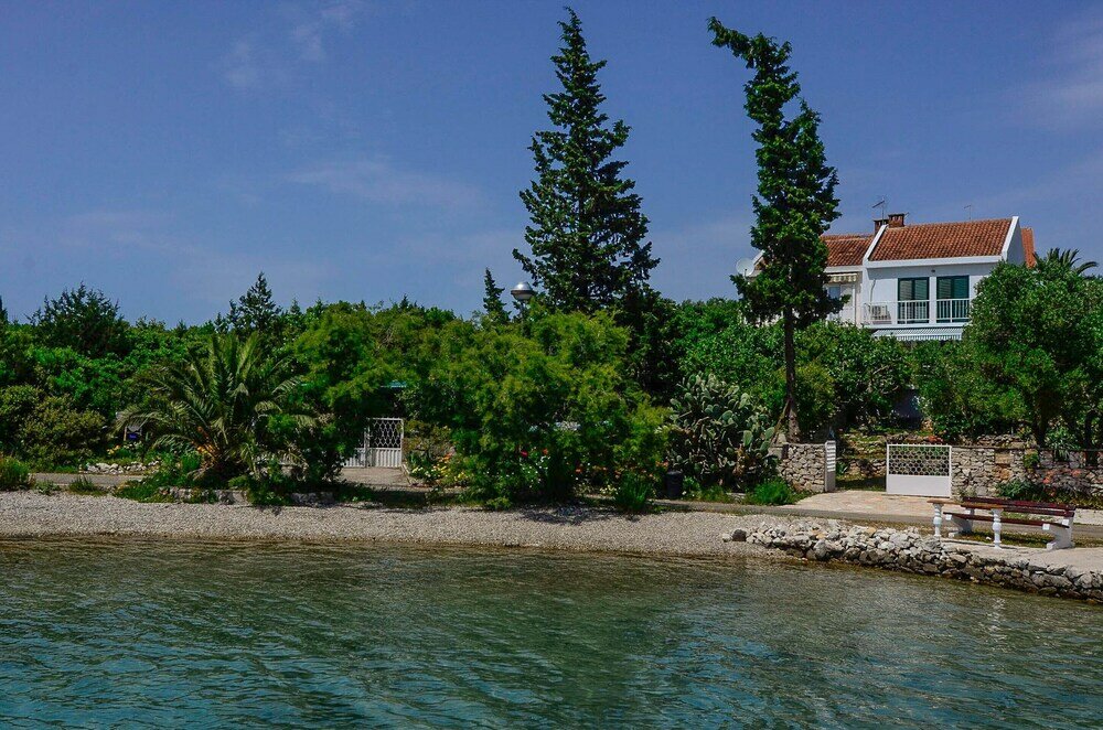 Фото Holiday Home Lovište