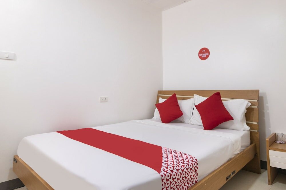 Фото Oyo 416 Lucky Hotel