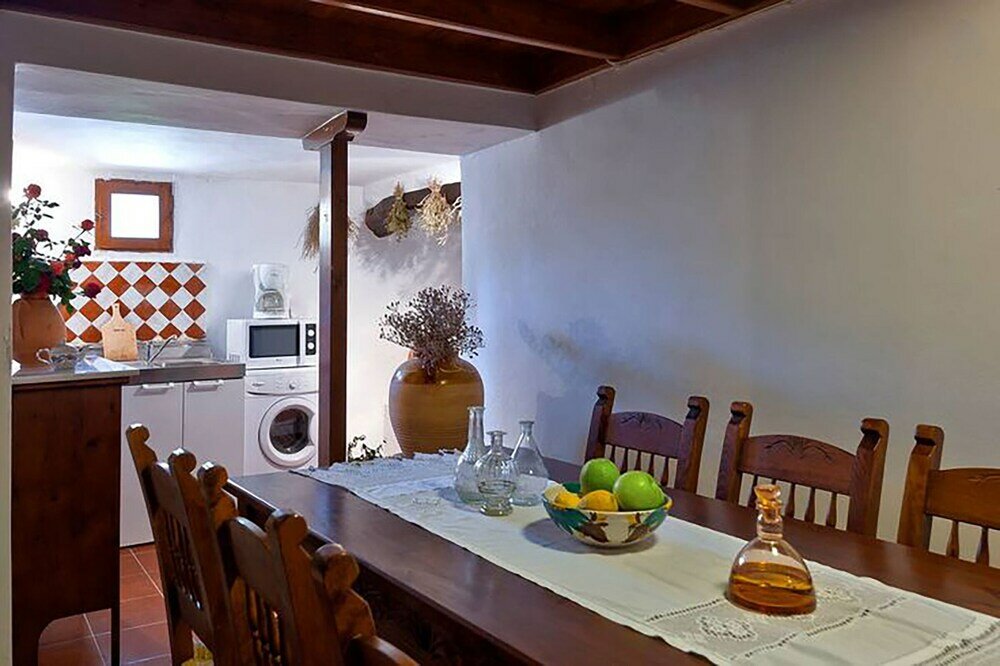 Фото Traditional Cretan Stone House 2