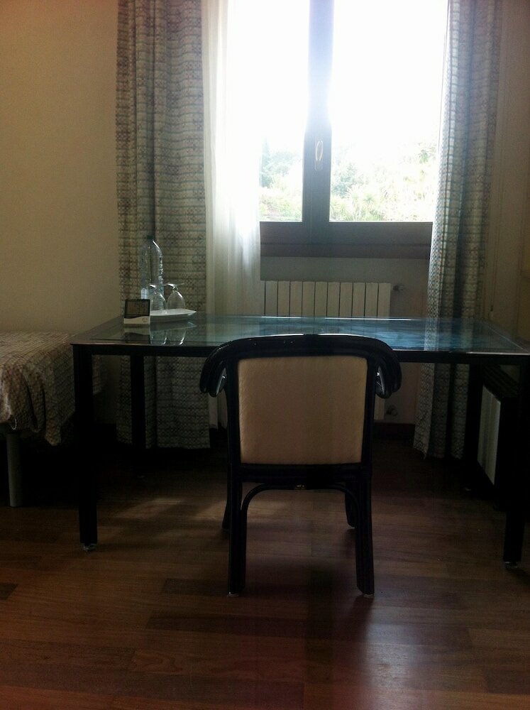 Фото Town & Country Guest House B&b