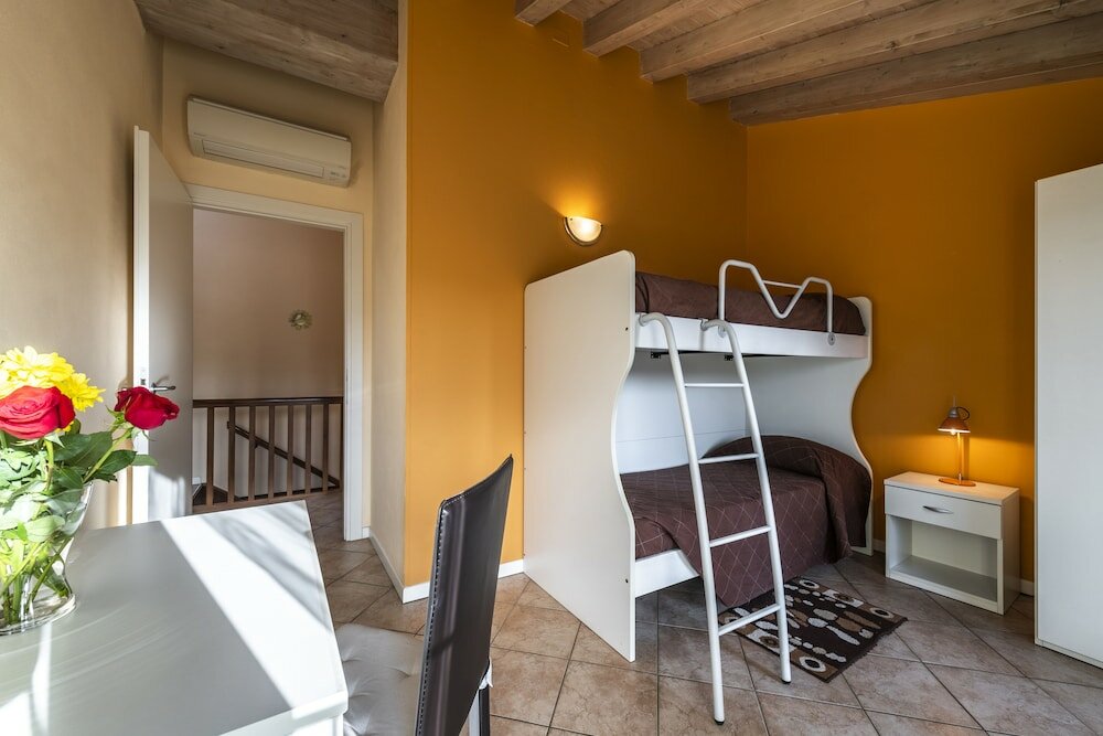 Фото Flowers Apartments